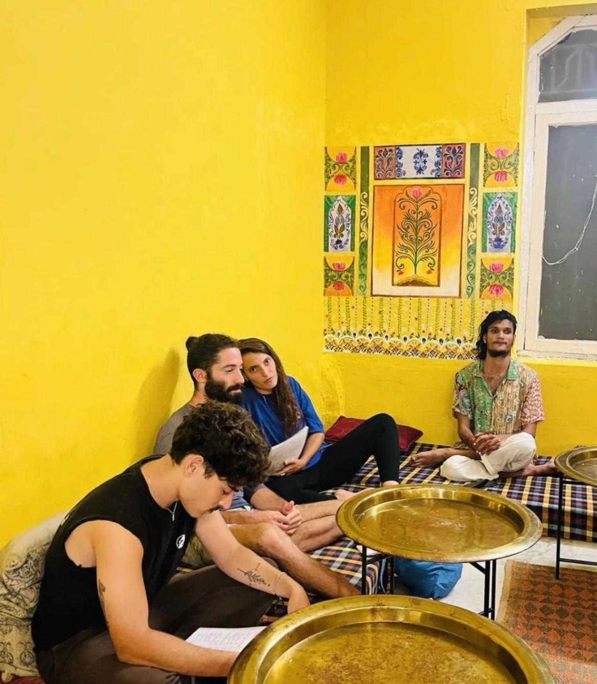 Art Bliss Hostel Rishīkesh Eksteriør billede