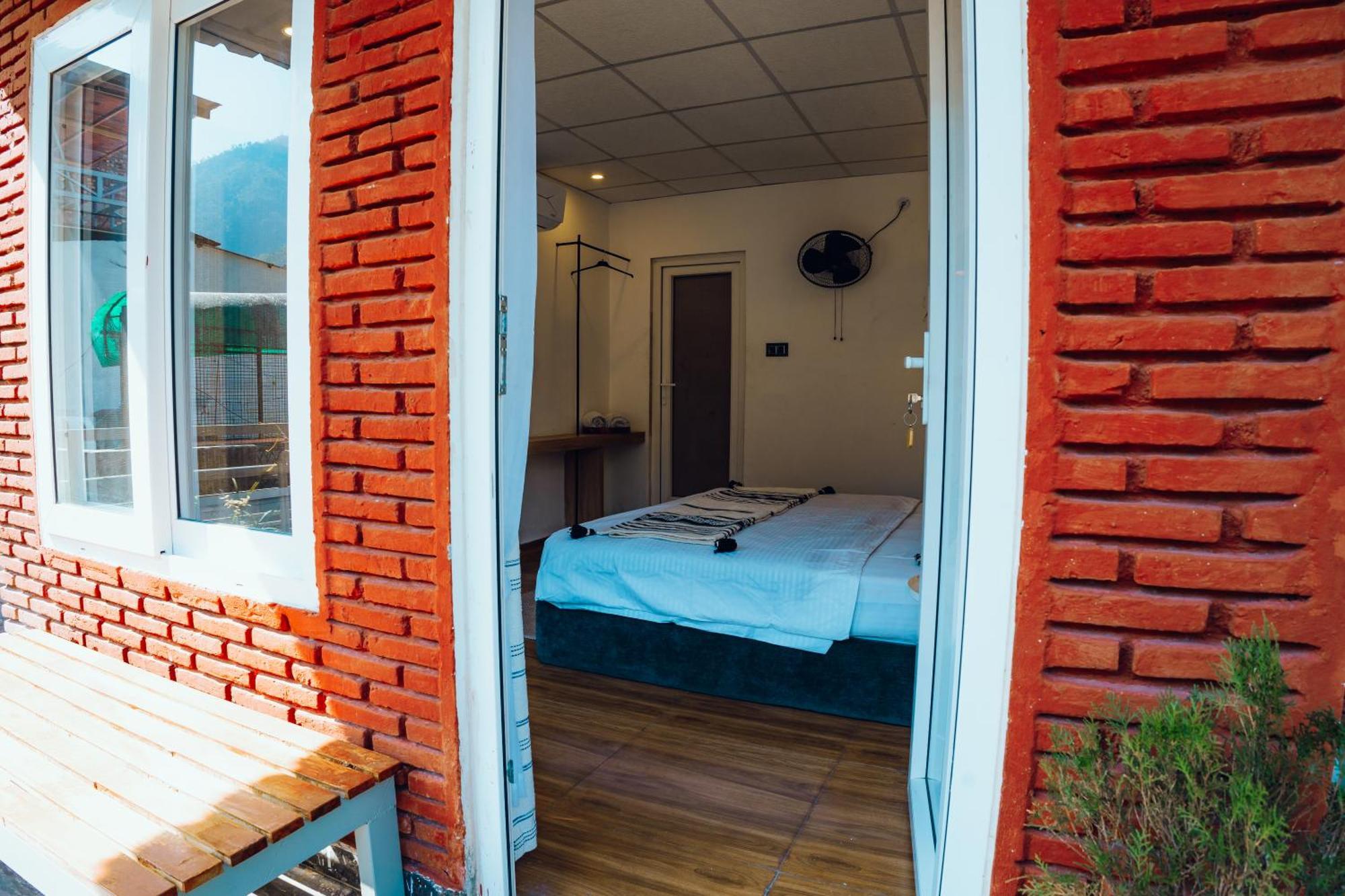Art Bliss Hostel Rishīkesh Eksteriør billede